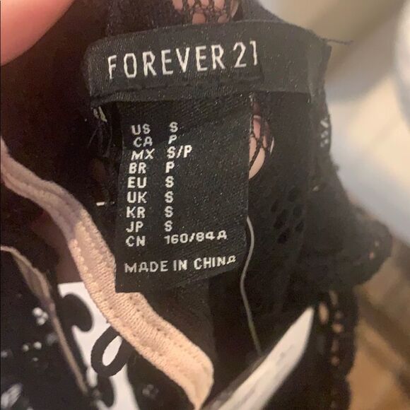 🖤 Forever 21 Black Lace Dress - Size Small - Picture 8 of 8